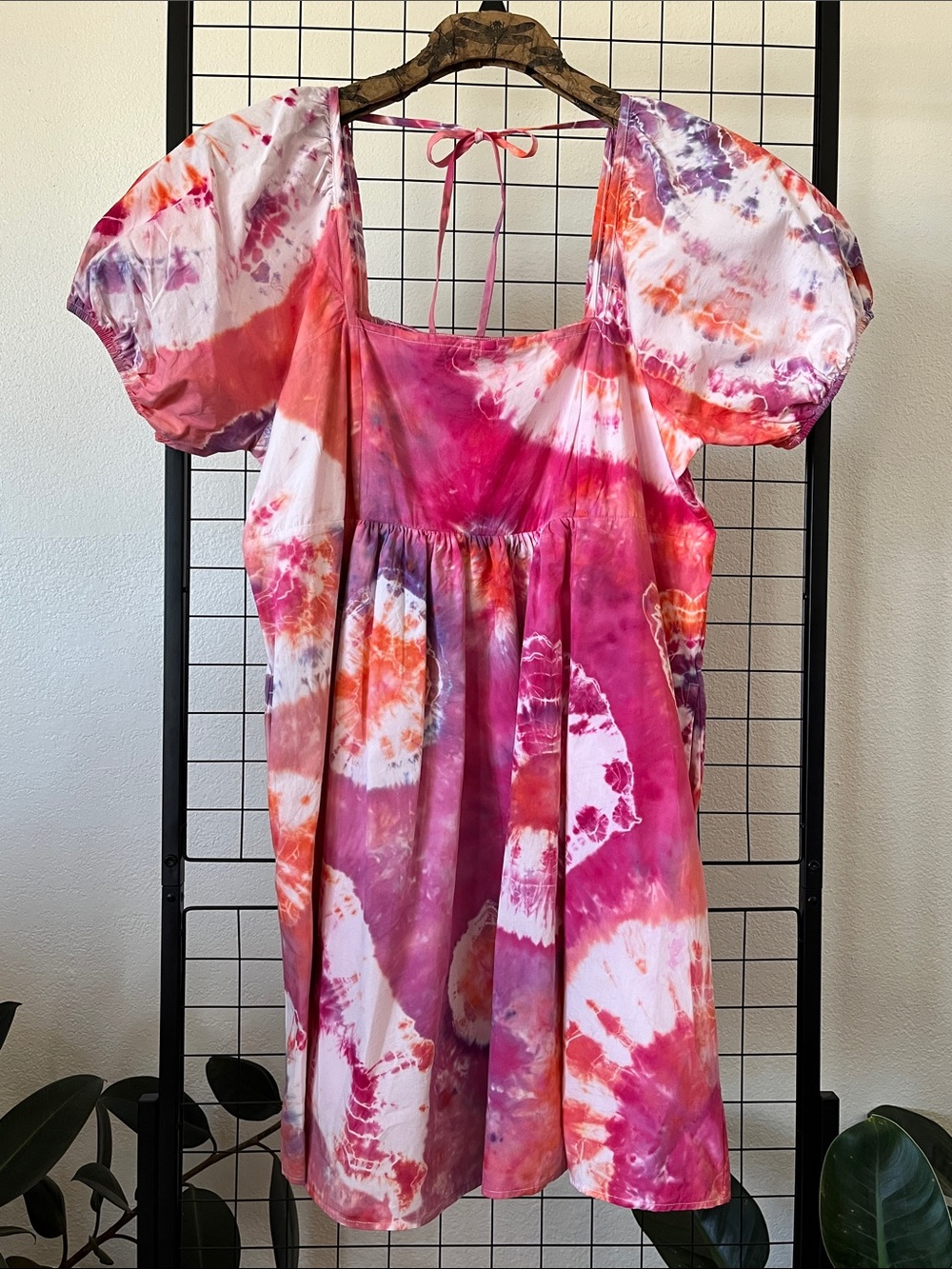 Upcycled 
Draper James Tie-Dye Puff Sleeve Dress - Pink, Orange & Purple